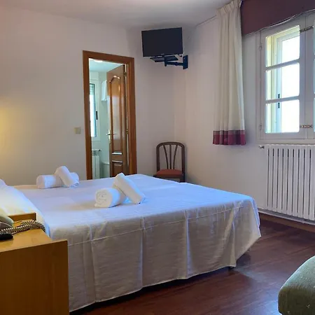 Hotel San Paio 2* サンティアゴ・デ・コンポステーラ